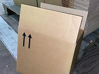 Pallet ca. 180 verzenddozen 30x23x27cm dubbelgolf, bruin - afbeelding 2 van  4
