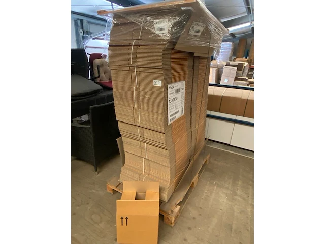 Pallet ca. 360 verzenddozen, dubbelgolf, bruin, 30x23x27cm - afbeelding 1 van  4