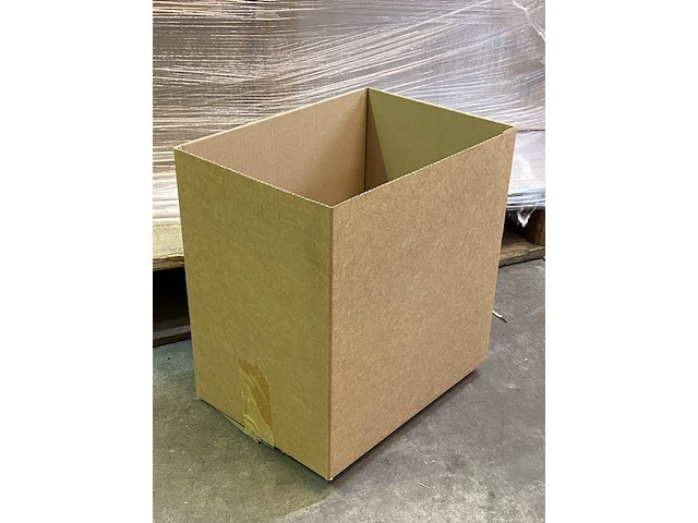 Pallet ca. 400 dozen afmeting 32x23x34cm, bruin - afbeelding 2 van  2