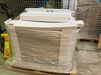 Pallet ca. 900 stansdozen 65x12x7cm, wit - afbeelding 1 van  3