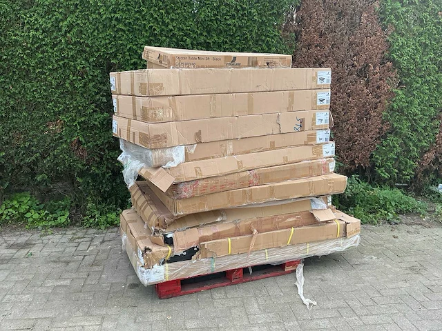 Pallet | cougar speeltafels - afbeelding 1 van  10