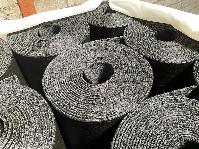 Pallet dakleer met zwarte leislag - afbeelding 5 van  6
