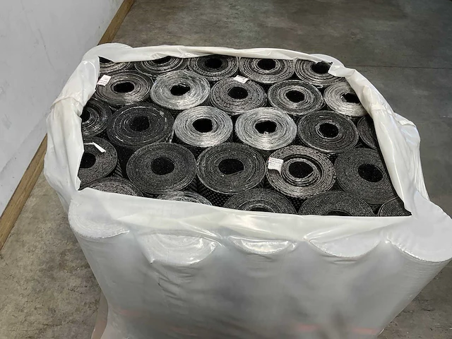 Pallet dakleer met zwarte leislag - afbeelding 2 van  7