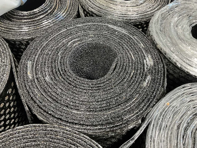 Pallet dakleer met zwarte leislag - afbeelding 3 van  7