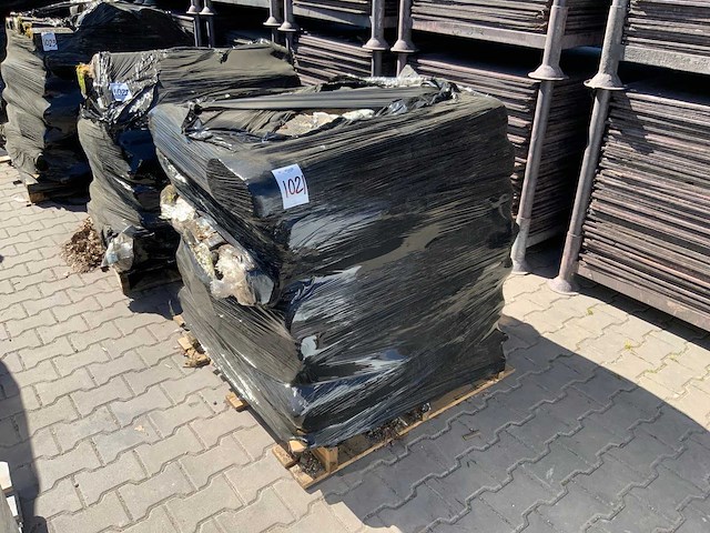 Pallet dakmateriaal - afbeelding 2 van  4