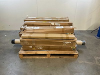 Pallet dakraam rolgordijnen - 23 items - afbeelding 5 van  10