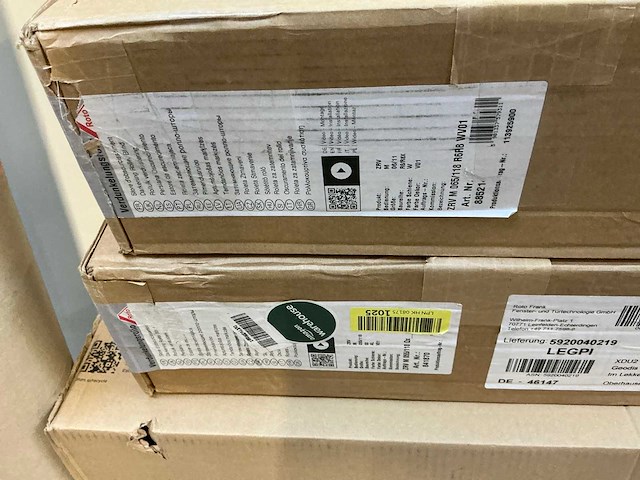 Pallet dakraam rolgordijnen - 23 items - afbeelding 10 van  10