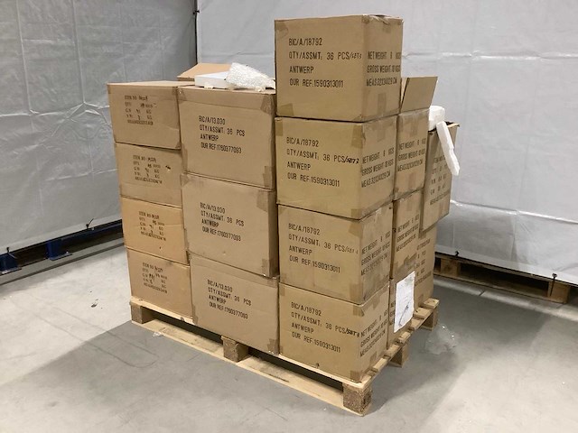 Pallet decoratie (512x) - afbeelding 10 van  10