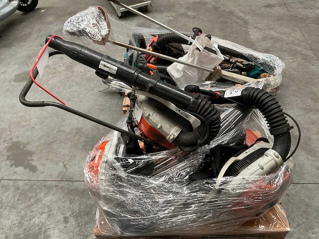 Pallet defect stihl / makita tuingereedschap (2x) - afbeelding 7 van  9