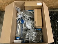 Pallet delabie sanitair accessoires - afbeelding 1 van  8