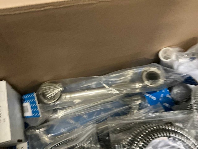 Pallet delabie sanitair accessoires - afbeelding 6 van  8