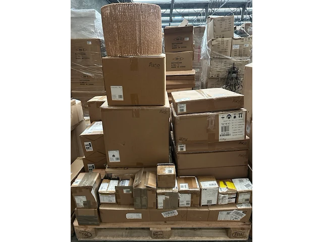 Pallet design verlichting ca. 34x paco home - afbeelding 8 van  10