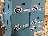 Pallet dierenbenodigdheden vitakraft, friskies - afbeelding 4 van  7