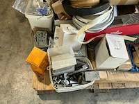 Pallet divers bevestigingsmateriaal - afbeelding 4 van  15