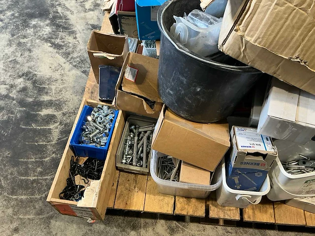 Pallet divers bevestigingsmateriaal - afbeelding 10 van  15