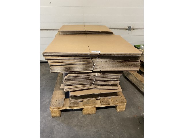 Pallet diverse afmetingen verzenddozen - afbeelding 2 van  2