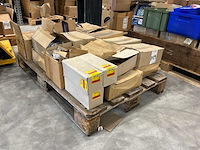 Pallet diverse bevestigingsmateriaal - afbeelding 2 van  9