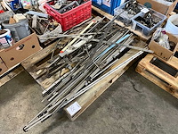 Pallet diverse boot-onderdelen - afbeelding 1 van  4