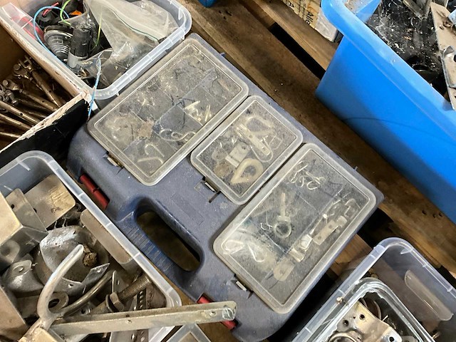 Pallet diverse boot-onderdelen - afbeelding 3 van  12