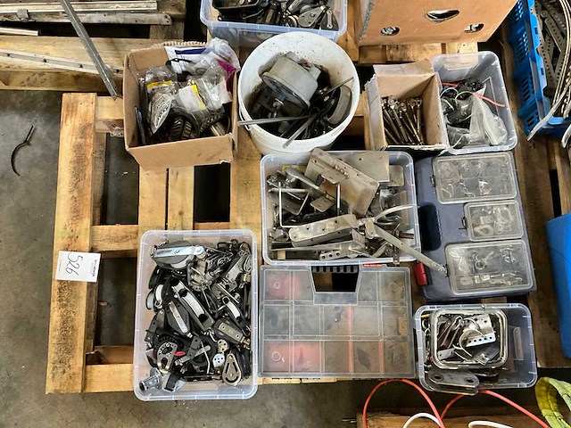 Pallet diverse boot-onderdelen - afbeelding 5 van  12