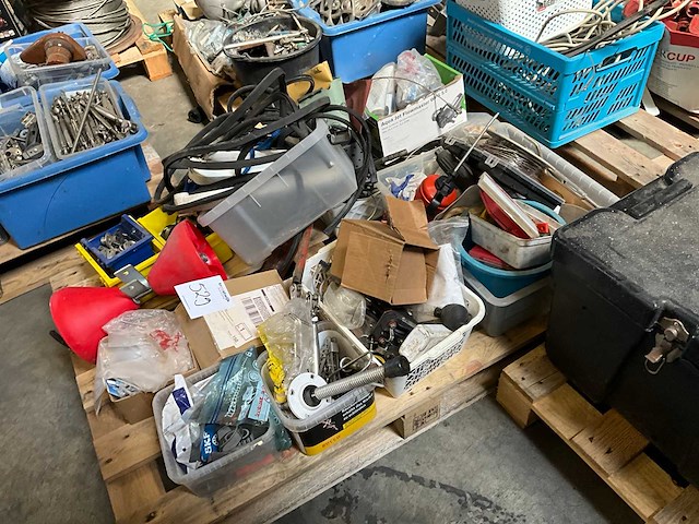 Pallet diverse boot-onderdelen - afbeelding 3 van  6