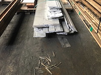 Pallet diverse bouwmaterialen - afbeelding 4 van  4