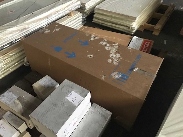 Pallet diverse bouwmaterialen - afbeelding 3 van  3