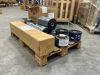 Pallet diverse dakmaterialen - afbeelding 1 van  17