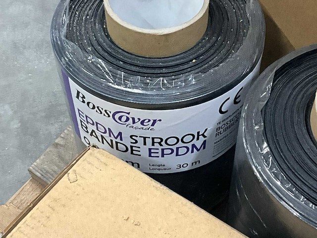 Pallet diverse dakmaterialen - afbeelding 14 van  17