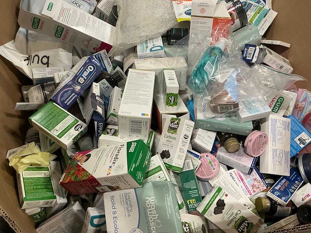 Pallet diverse drogisterij artikelen - afbeelding 3 van  4
