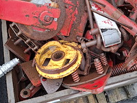 Pallet diverse hooipakpers onderdelen, o.a. new holland - afbeelding 4 van  5