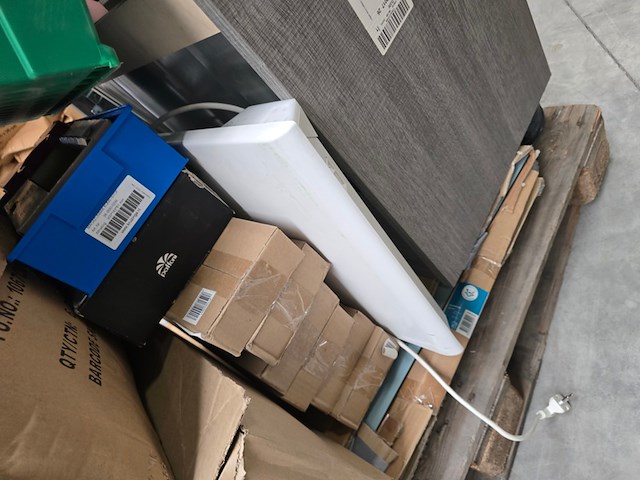 Pallet diverse items mystery, partij - afbeelding 9 van  10