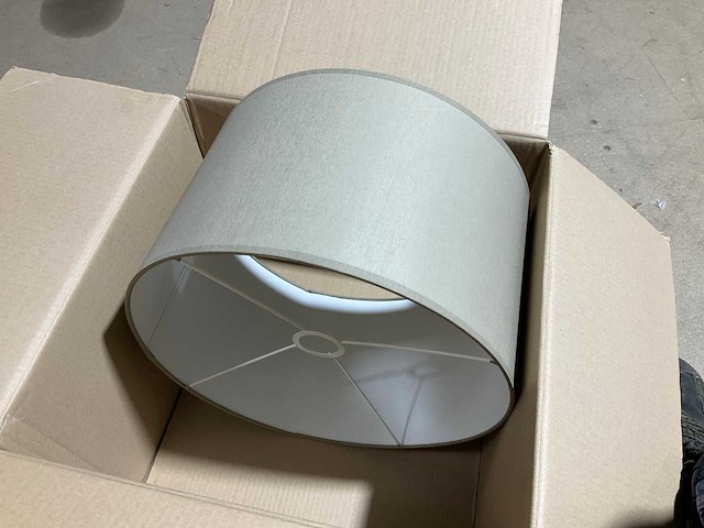 Pallet diverse lampenkappen (5x) - afbeelding 1 van  6