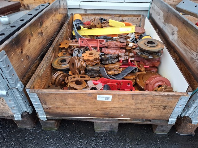 Pallet diverse nestwielen - afbeelding 1 van  6