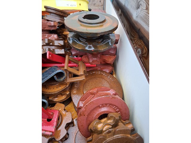 Pallet diverse nestwielen - afbeelding 3 van  6