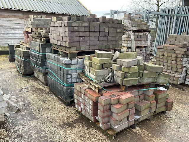 Pallet diverse stenen (10x) - afbeelding 1 van  5