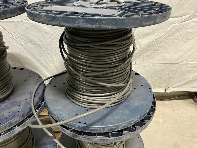Pallet diverse stroomkabels - afbeelding 3 van  5