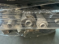Pallet diverse textielrollen - afbeelding 2 van  13