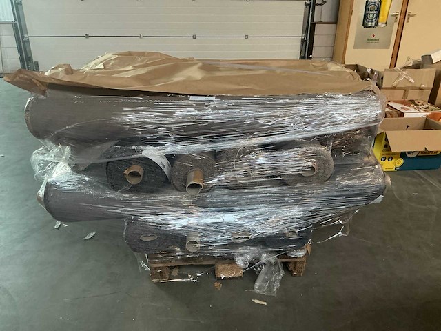 Pallet diverse textielrollen - afbeelding 6 van  13