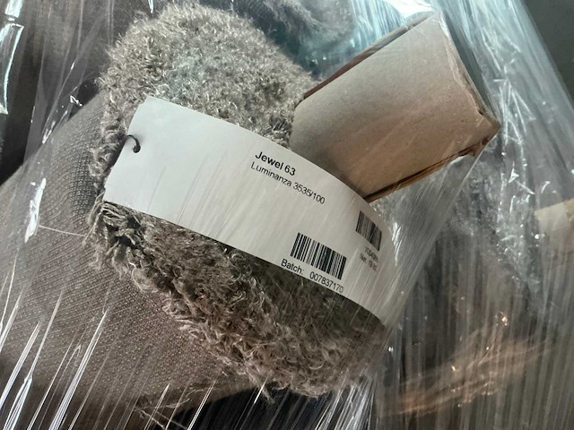 Pallet diverse textielrollen - afbeelding 12 van  13