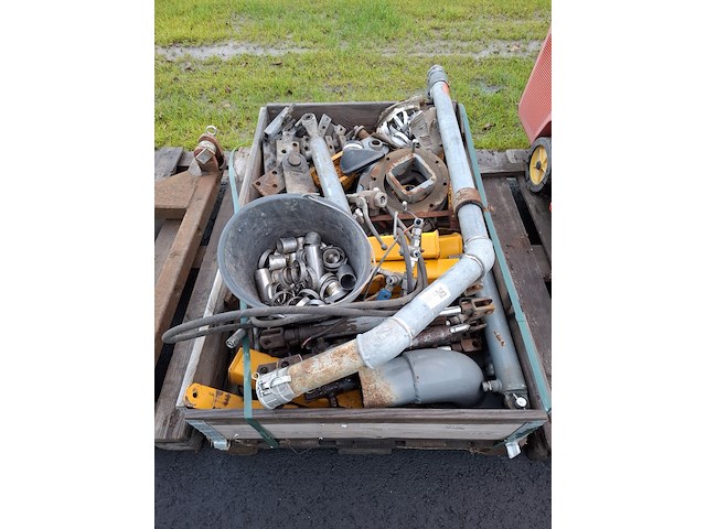 Pallet diverse toebehoren - afbeelding 4 van  11