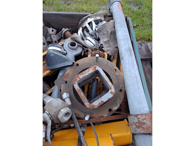 Pallet diverse toebehoren - afbeelding 7 van  11