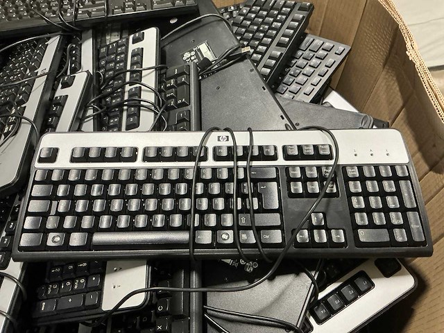 Pallet diverse toetsenborden - afbeelding 2 van  6
