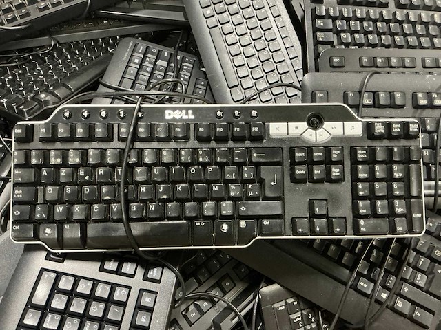 Pallet diverse toetsenborden - afbeelding 5 van  7