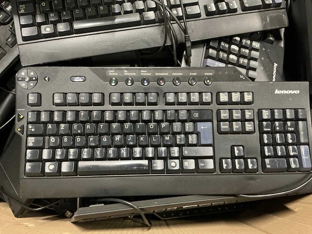 Pallet diverse toetsenborden - afbeelding 6 van  8