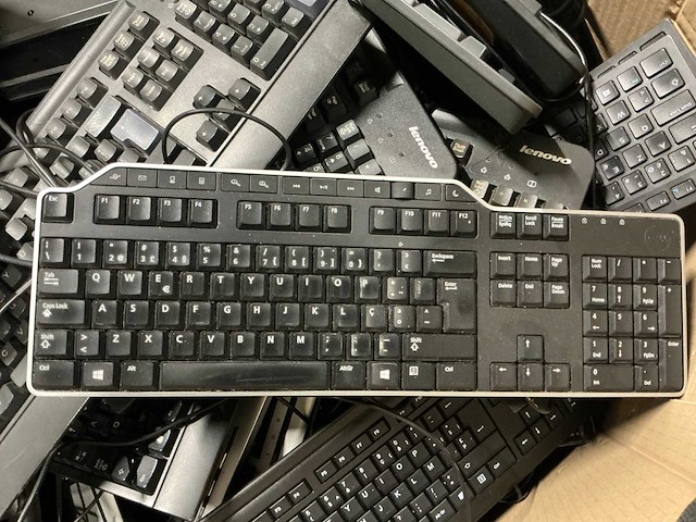 Pallet diverse toetsenborden - afbeelding 7 van  8