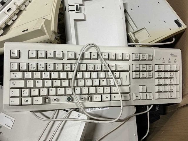 Pallet diverse toetsenborden - afbeelding 2 van  8