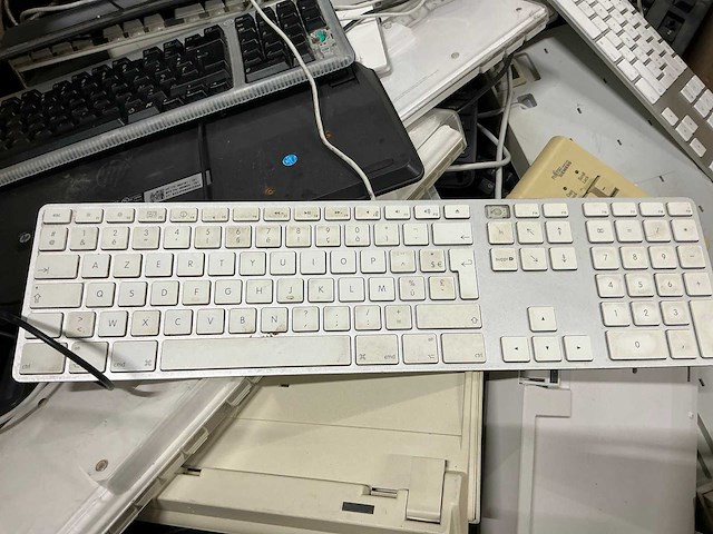Pallet diverse toetsenborden - afbeelding 6 van  8
