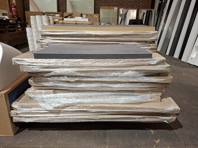 Pallet diverse topbladen voor badmeubels antraciet/betongrijs - afbeelding 2 van  9