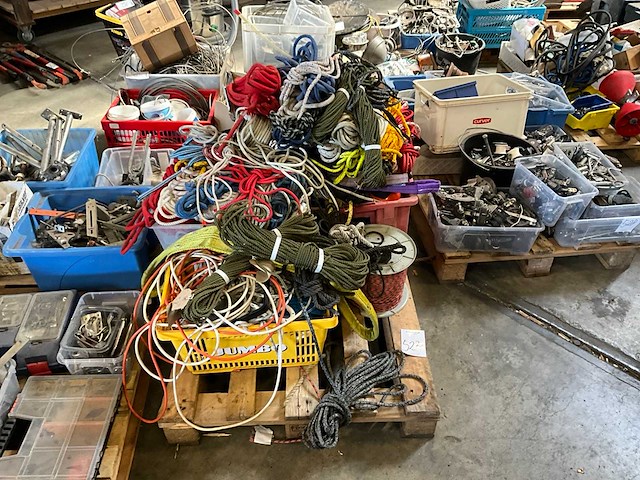 Pallet diverse touwen - afbeelding 1 van  5